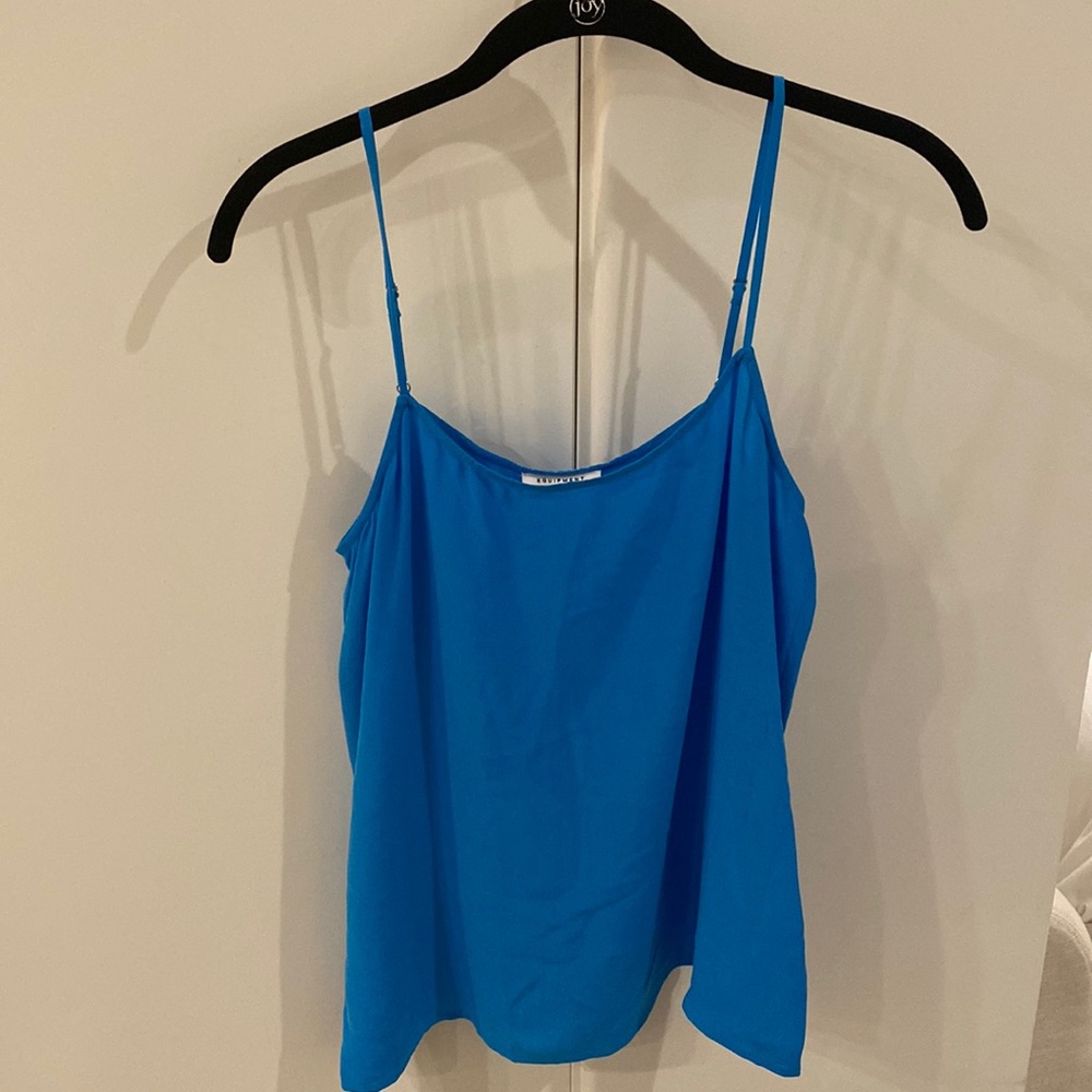 Equipment silk tank size Small